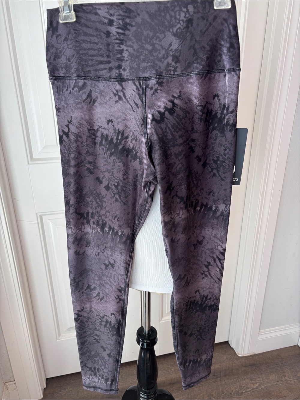 NWT Scorpio Sol Women's High-Waist Tie-Dye Leggings - Charcoal
